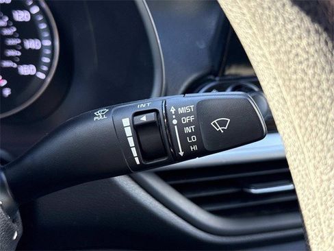 Certified 2023 Kia Forte LXS image 22