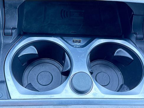 Used 2023 BMW M850i xDrive Convertible image 28