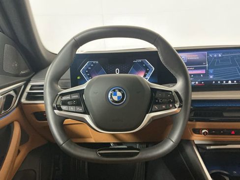 Certified 2025 BMW i4 eDrive40 w/ Premium Package image 15