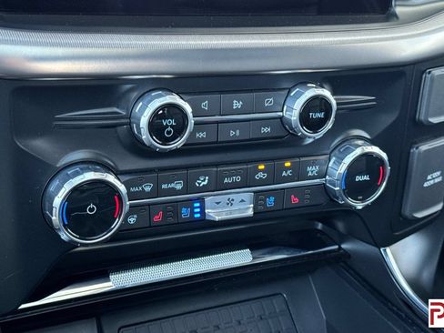 Used 2023 Ford F150 Raptor w/ Raptor Carbon Fibre Package AWD/4WD image 24