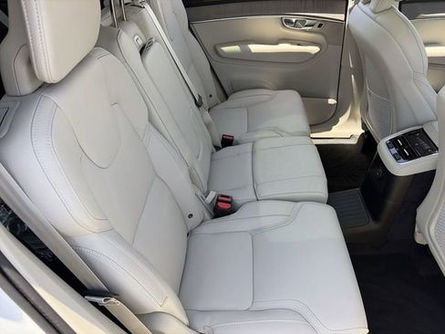 New 2026 Volvo XC90 T8 Ultra w/ Protection Package Premier AWD/4WD image 14