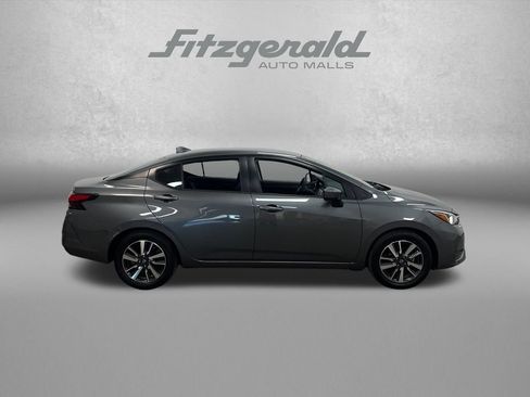 Used 2024 Nissan Versa SV FWD image 8