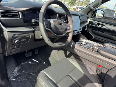New 2026 Jeep Grand Wagoneer Limited AWD/4WD image 13