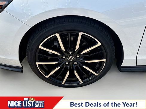 Used 2023 Honda Accord Touring image 13