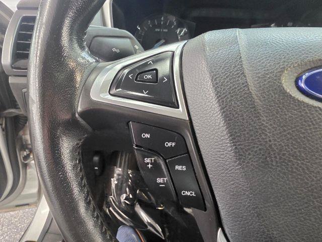 Used 2014 Ford Fusion SE w/ Equipment Group 201A FWD image 12