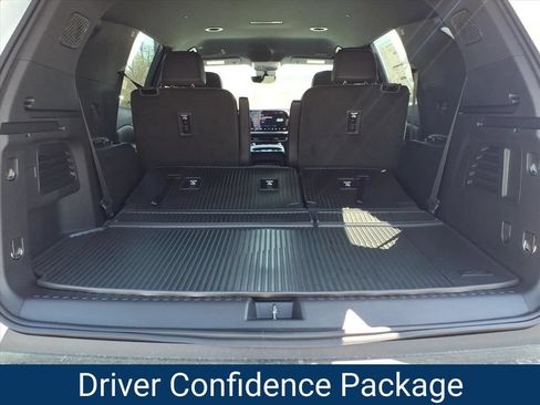 New 2026 Chevrolet Traverse LT w/ Driver Confidence Package FWD image 22