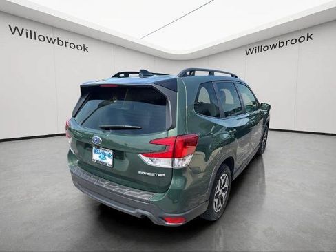 Used 2024 Subaru Forester Premium AWD/4WD image 5