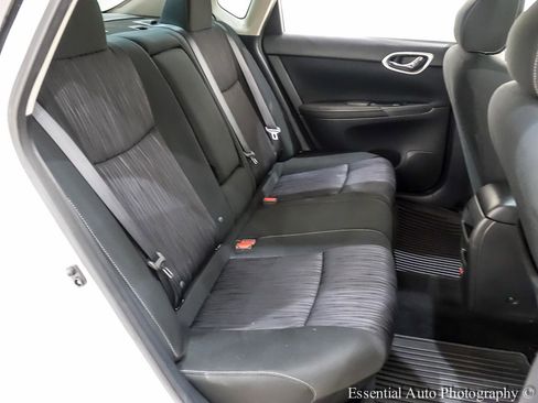 Used 2019 Nissan Sentra SV w/ Special Edition Package image 29