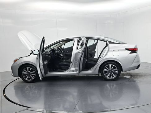 Used 2024 Nissan Versa SV FWD image 62