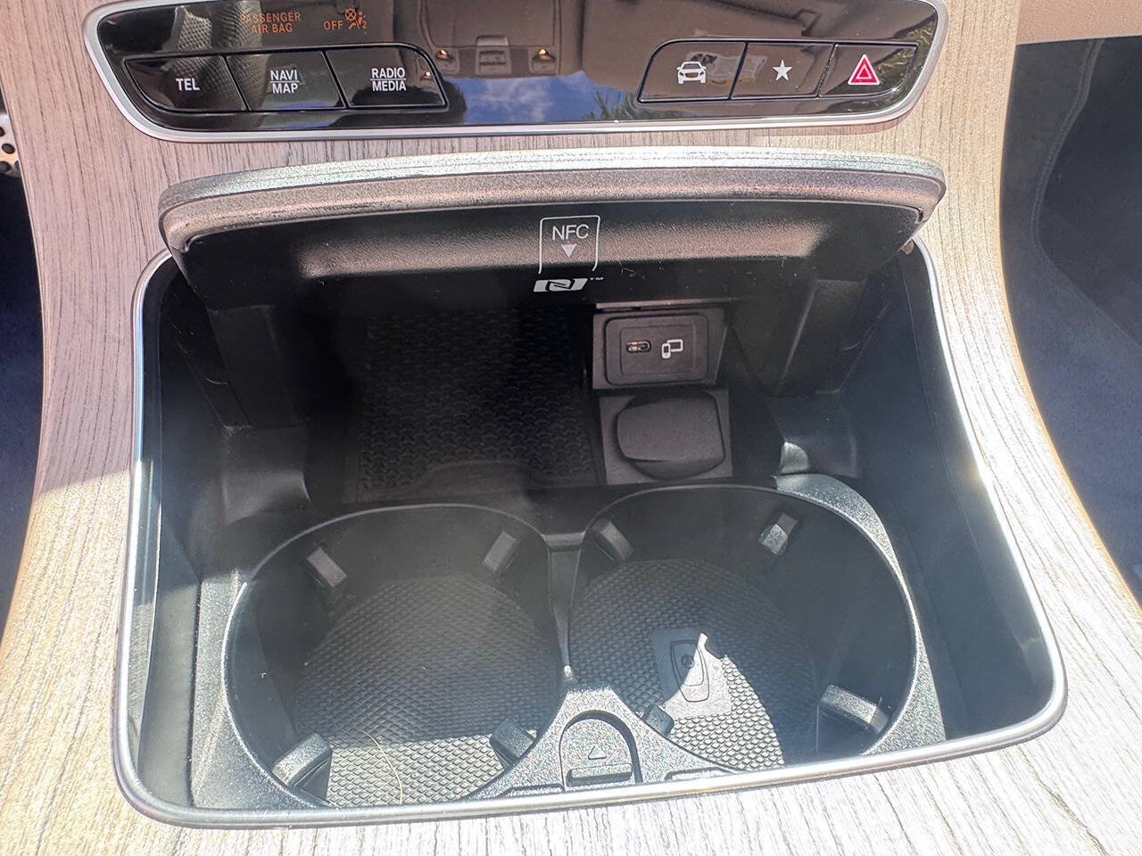 Used 2022 Mercedes-Benz E 450 Cabriolet image 78