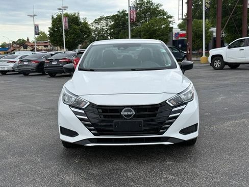 Used 2023 Nissan Versa S FWD image 6
