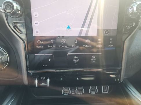 New 2026 RAM 1500 Laramie AWD/4WD image 7