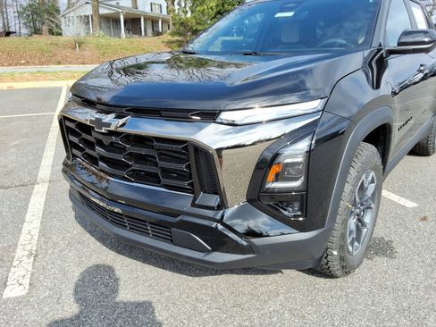New 2026 Chevrolet Equinox ACTIV w/ Safety and Technology Package FWD image 9