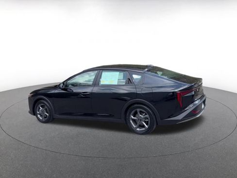 Used 2025 Kia K4 LXS FWD image 10