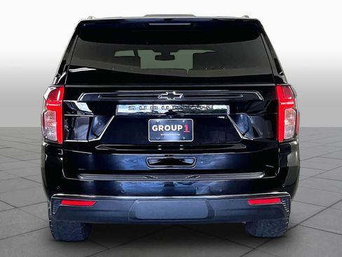 Used 2021 Chevrolet Suburban Z71 w/ Z71 Off-Road Package AWD/4WD image 5