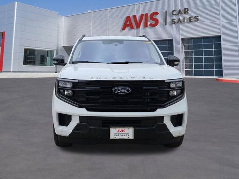 Used 2025 Ford Expedition Active AWD/4WD image 10