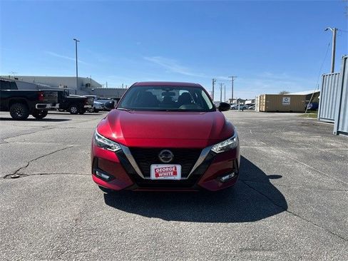 Used 2023 Nissan Sentra SR w/ Trunk Package image 9