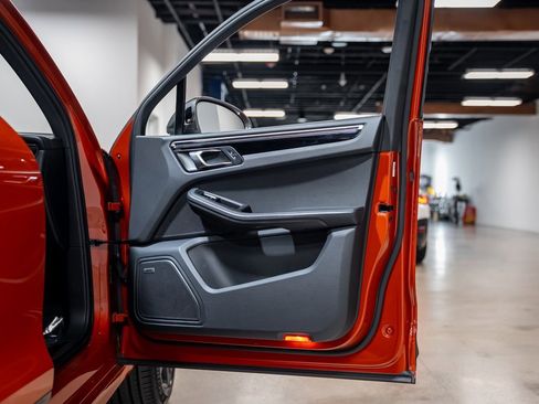 Used 2023 Porsche Macan T image 56