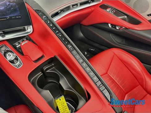 Used 2022 Chevrolet Corvette Stingray Premium Conv w/ Z51 Performance Package RWD image 34