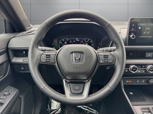 Used 2026 Honda CR-V TrailSport image 13