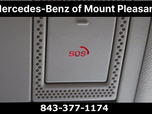 Used 2022 Land Rover Defender 110 image 47