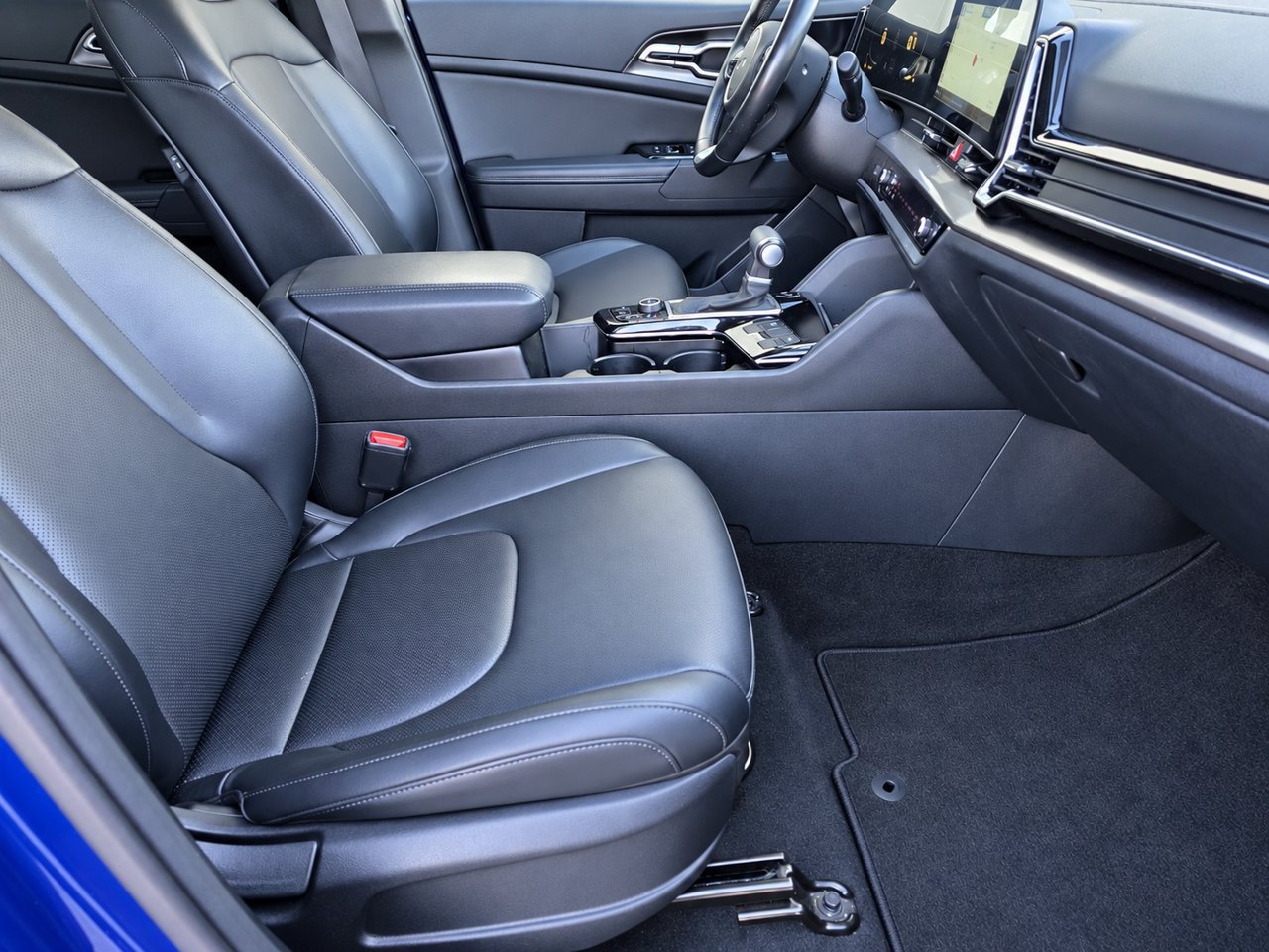 Used 2023 Kia Sportage EX FWD image 30