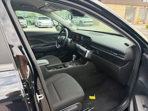 Used 2024 Hyundai Kona SEL image 21