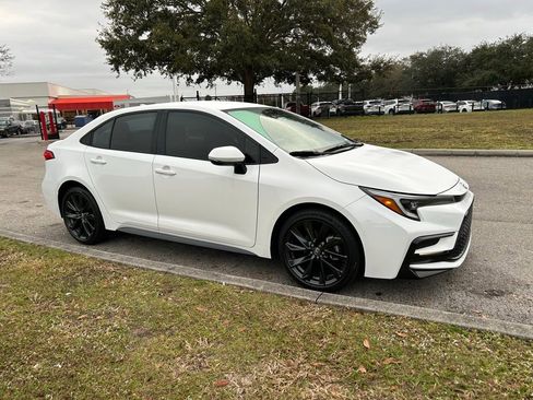 Certified 2024 Toyota Corolla SE image 7