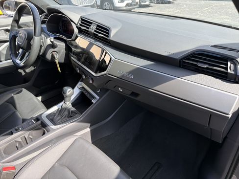 Used 2025 Audi Q3 2.0T Premium AWD/4WD image 13