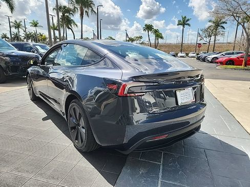 Used 2025 Tesla Model 3 Long Range image 11