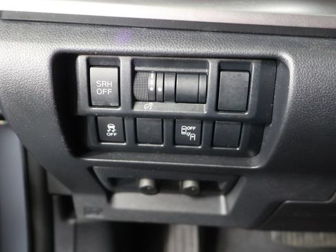 Used 2019 Subaru Crosstrek 2.0i Limited w/ Popular Package #4 AWD/4WD image 32