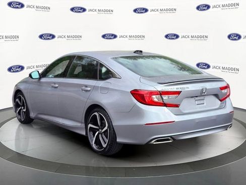 Used 2022 Honda Accord Sport image 3