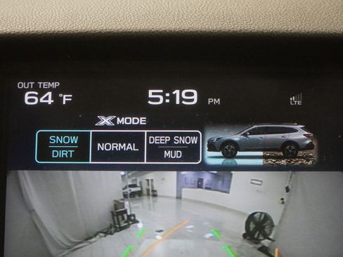 Used 2020 Subaru Outback Onyx Edition XT AWD/4WD image 33