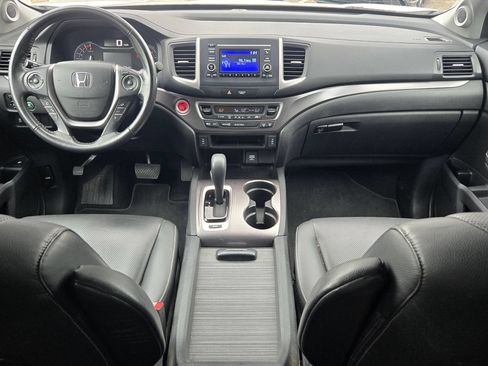 Used 2017 Honda Ridgeline RTL image 16
