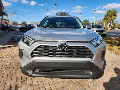 Used 2025 Toyota RAV4 XLE image 8