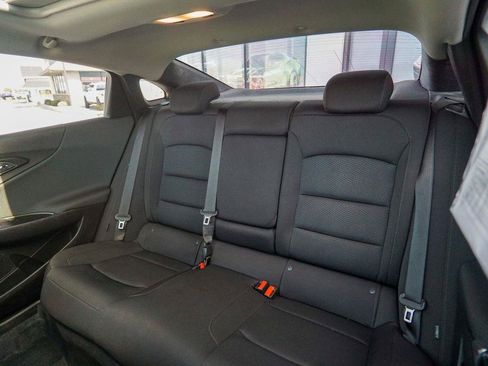 Used 2019 Chevrolet Malibu LT FWD image 27