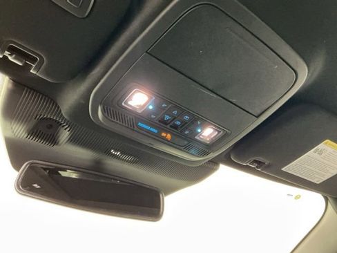 Used 2025 Ford Explorer ST AWD/4WD image 24