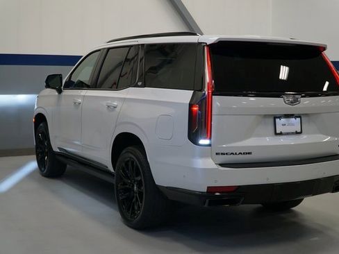 Certified 2024 Cadillac Escalade Sport w/ LPO, ONYX Package image 3