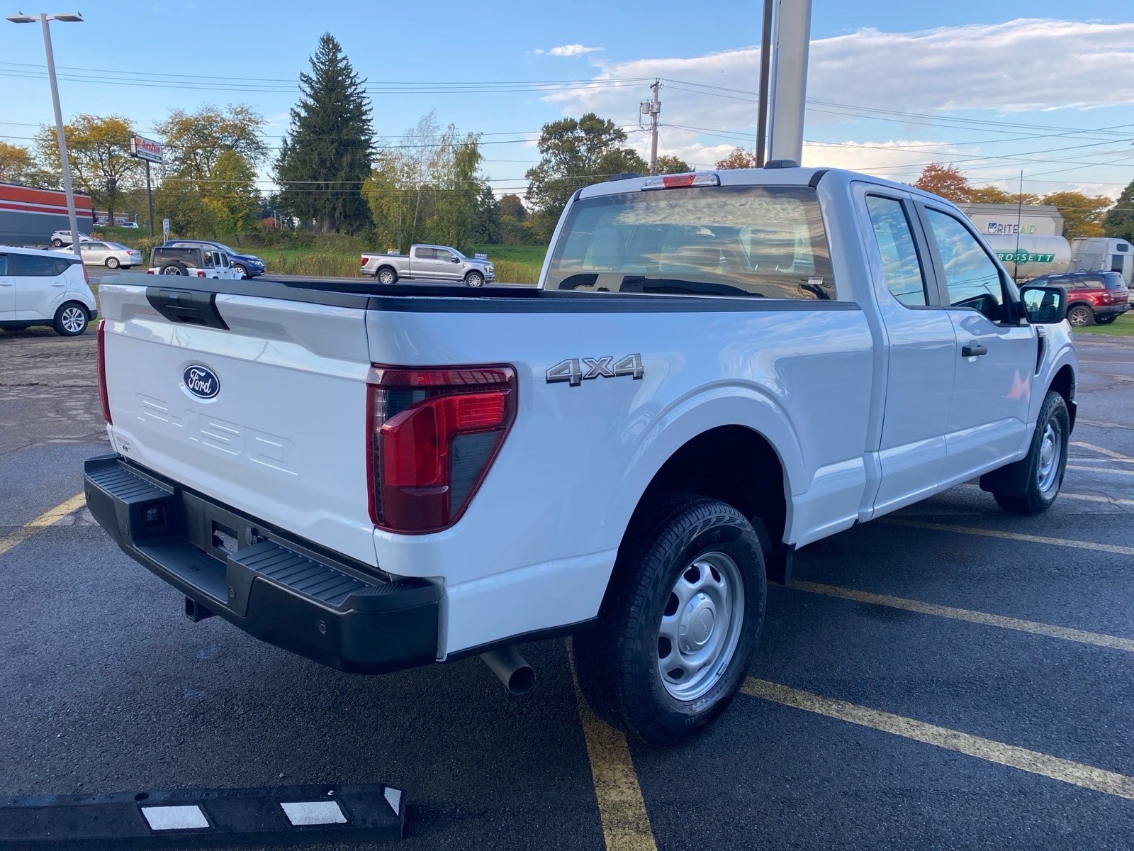 Used 2024 Ford F150 XL AWD/4WD image 6