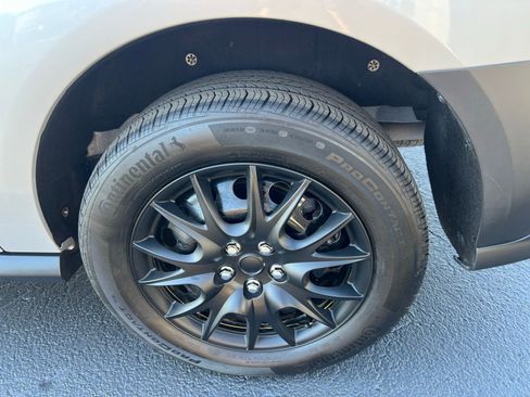 Used 2020 Ford Transit Connect XL image 12