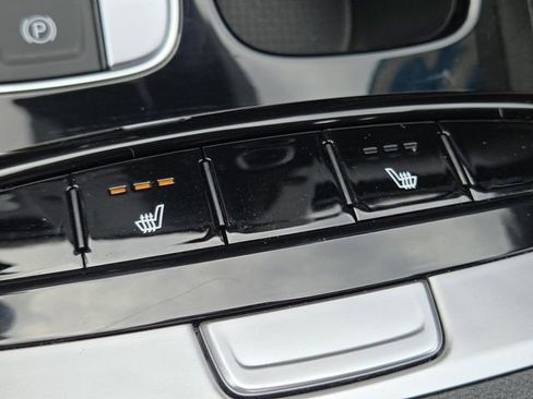 Used 2023 Hyundai Santa Cruz SEL w/ Activity Package image 8