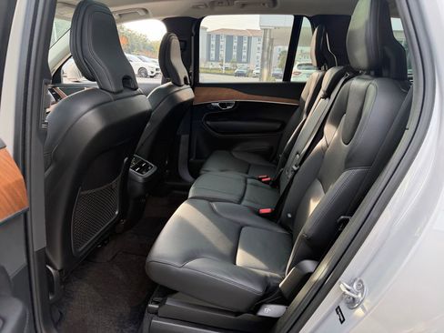 Used 2024 Volvo XC90 B5 Plus w/ Protection Package image 17