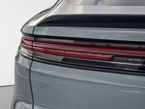 Used 2024 Porsche Cayenne Turbo GT AWD/4WD image 28