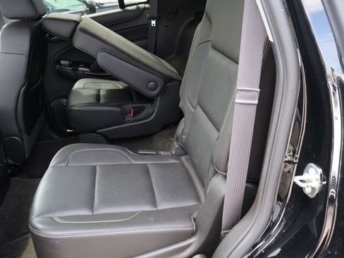 Used 2016 GMC Yukon SLT w/ Open Road Package AWD/4WD image 14