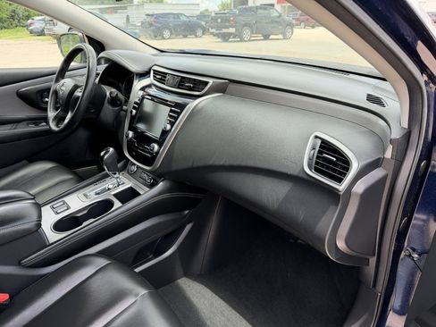 Used 2024 Nissan Murano SV AWD/4WD image 23