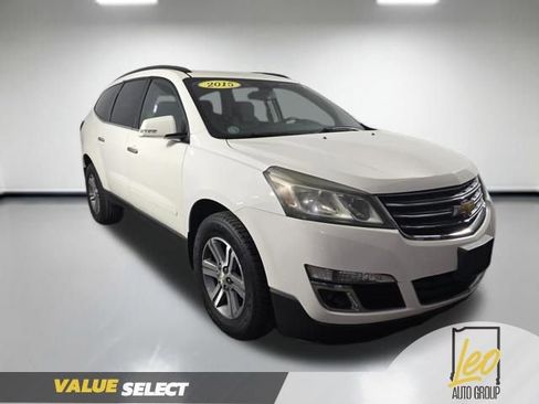 Used 2015 Chevrolet Traverse LT FWD image 4