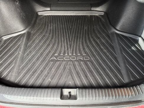 Used 2024 Honda Accord EX-L image 22