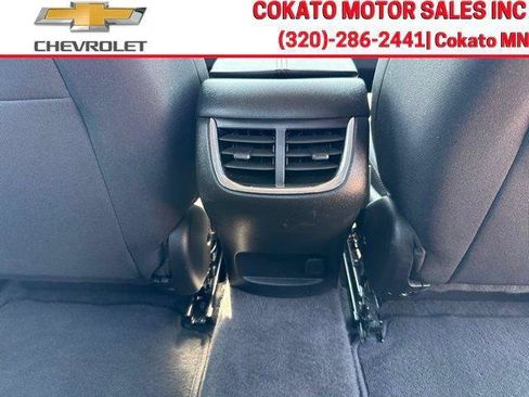 Used 2025 Chevrolet Malibu LT FWD image 13