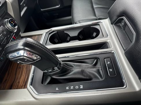 Used 2018 Ford F150 Lariat w/ Equipment Group 502A Luxury AWD/4WD image 50