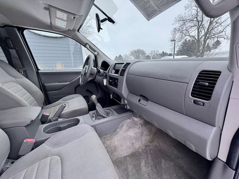 Used 2016 Nissan Frontier S image 14